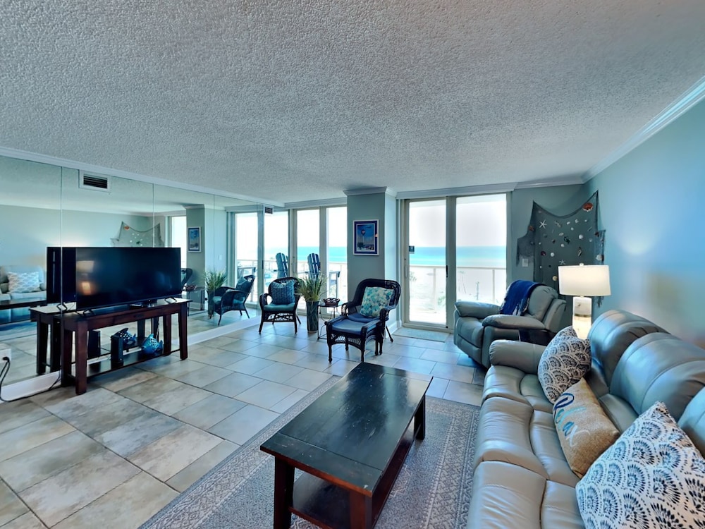 Sabine Yacht & Racquet by Southern Vacation Rentals, photo 18