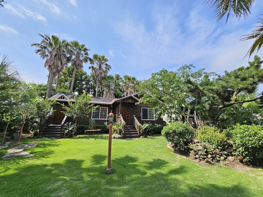 Valley Log Pension