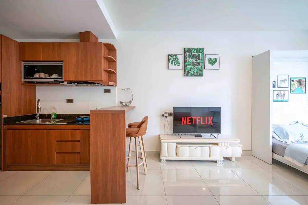 Prestige Saigon Royal - Modern Apartment
