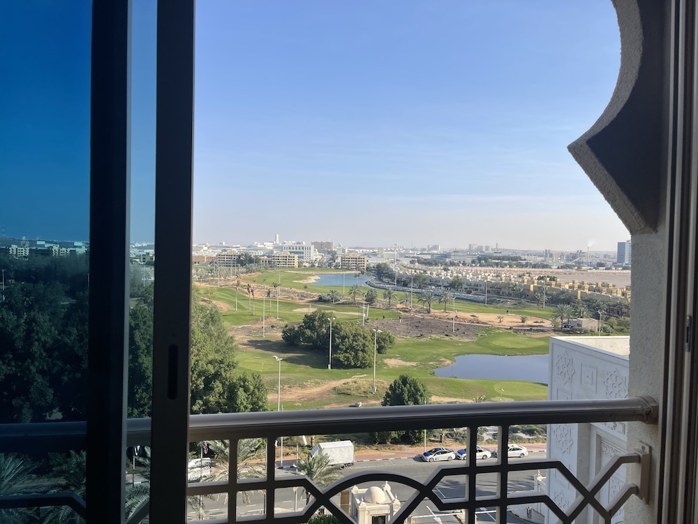 Private Suites Al Hamra Palace at Golf sea Resort