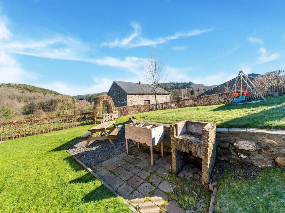 Holiday Home in Vielsalm With Bubble Bath