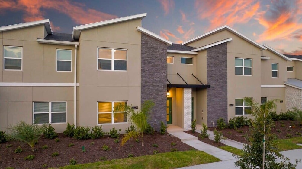 Marvelous 5Bd w/ Pool Close to Disney @ Storey Lake 2629 - Image 2