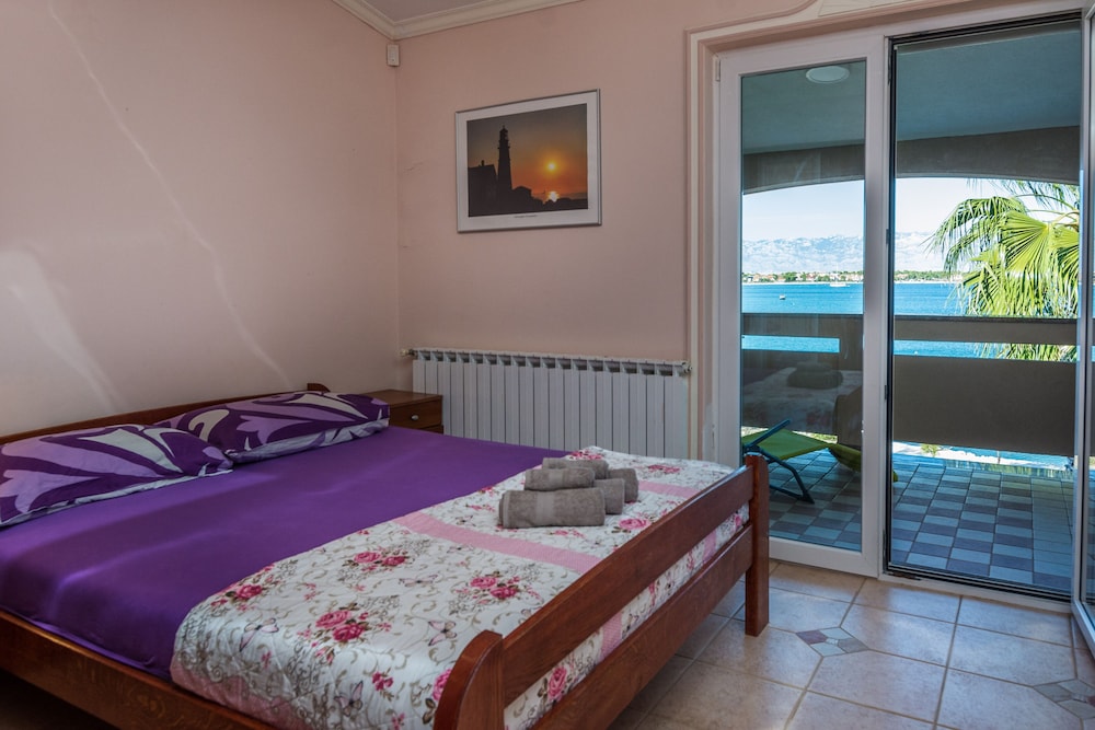 Apartments Weiss view 5