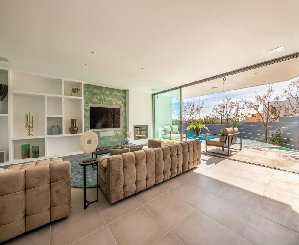 Villa in Carrer del Kiwi