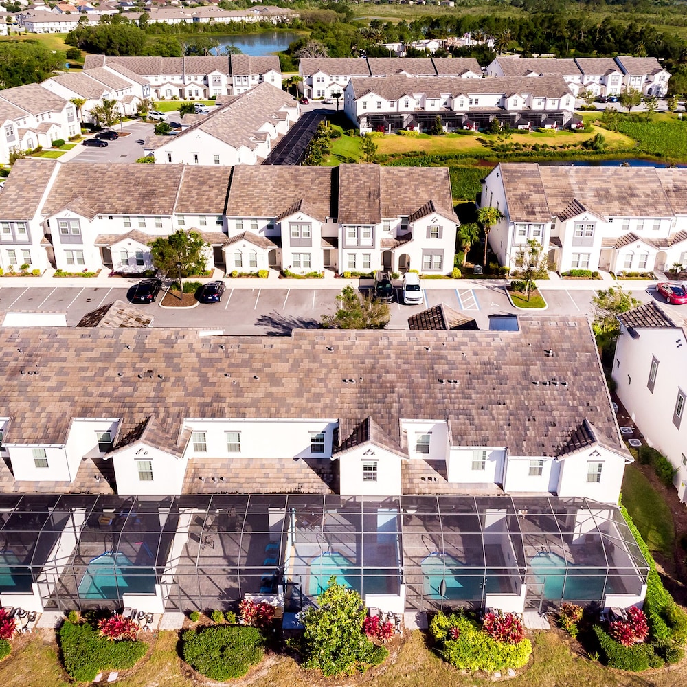 Great Escape to the Enclaves Near Disney! - Image 1