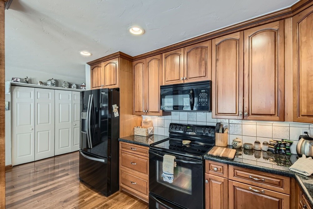 Stone Creek Meadows 205 2 Bedroom Condo