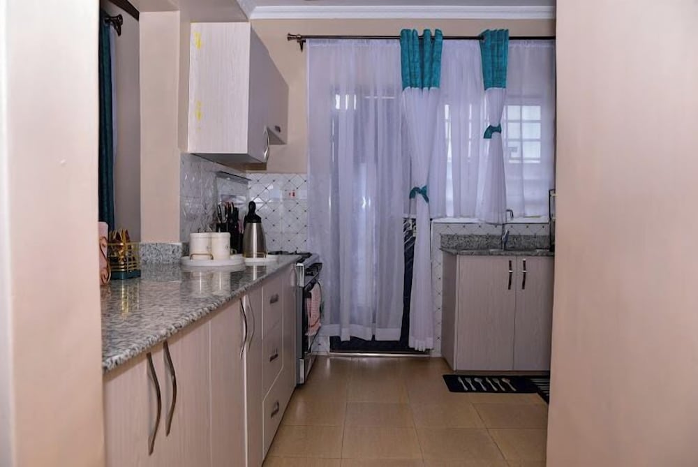 Lux Suites comfy Homestays Nakuru