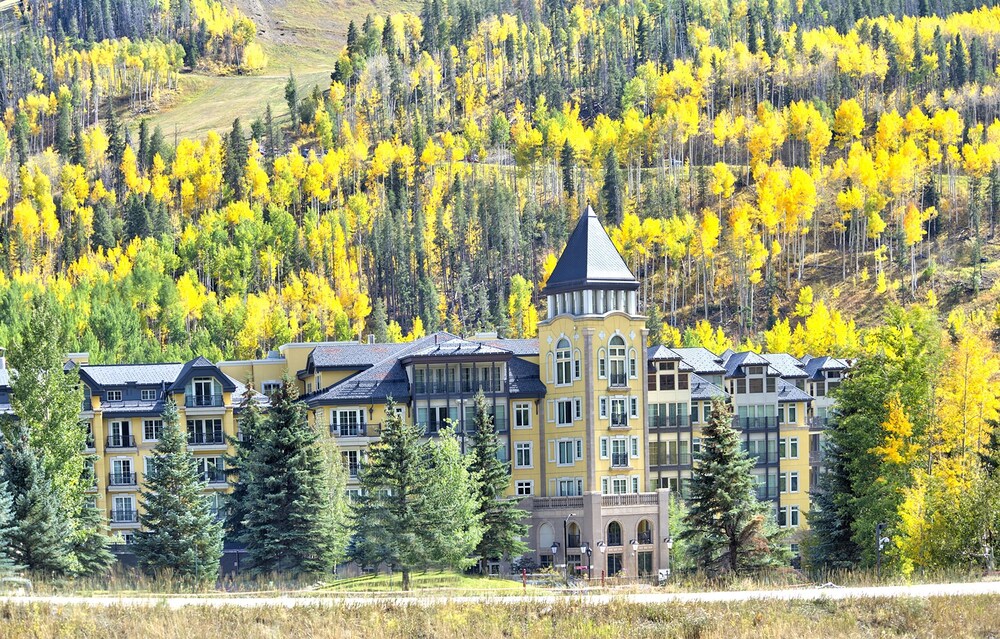 Ritz Carlton Vail #402 4 Bedroom Condo