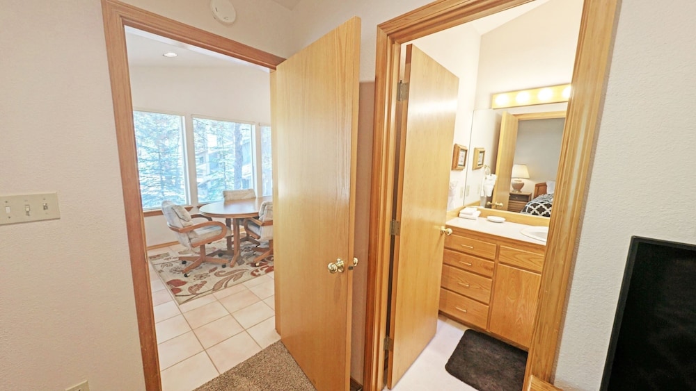 Mt Hood 13 4 Bedroom Home