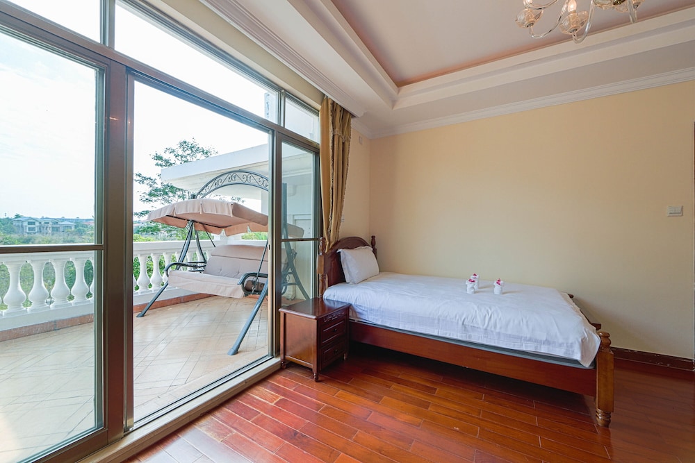 Milake Holiday Villa