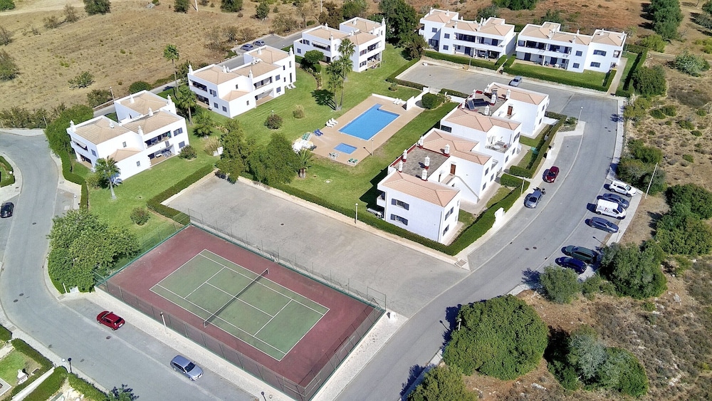 P RA SEA View With Pool by Homing
