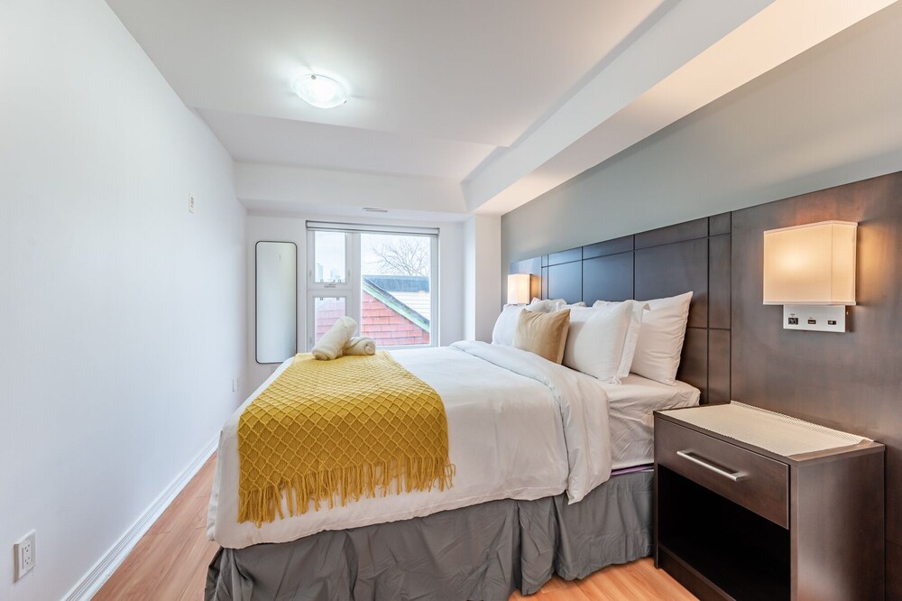 Sarkar Suites - Entertaiment Dist - Image 4