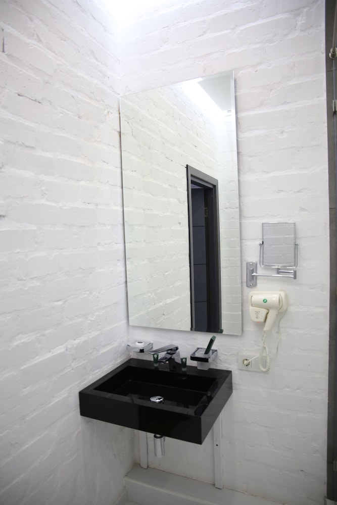 Bugu Hotel Bishkek 35