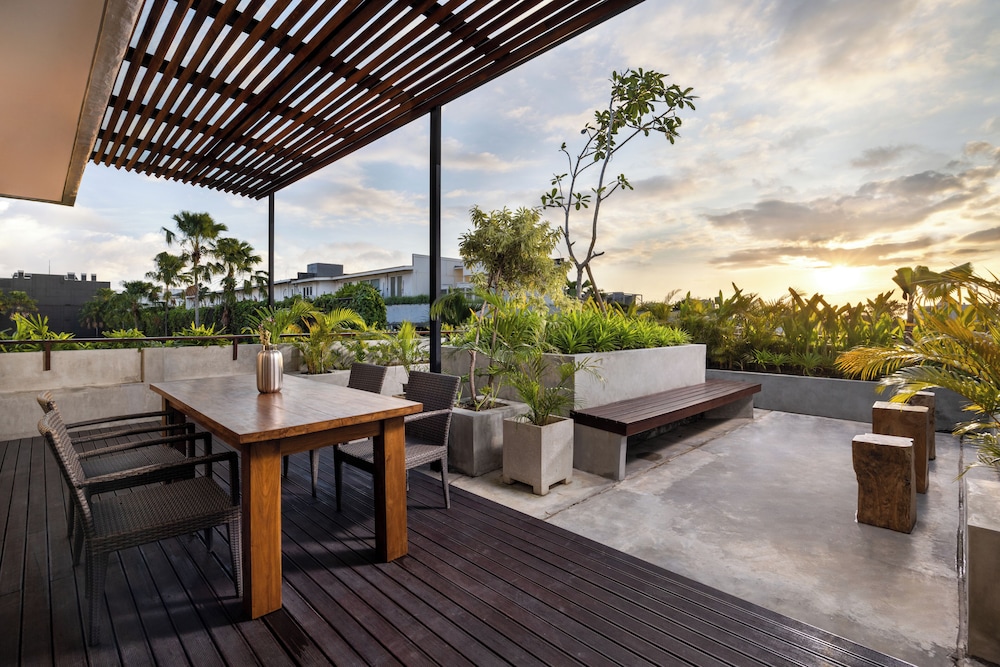 Astamaya Signature Villas