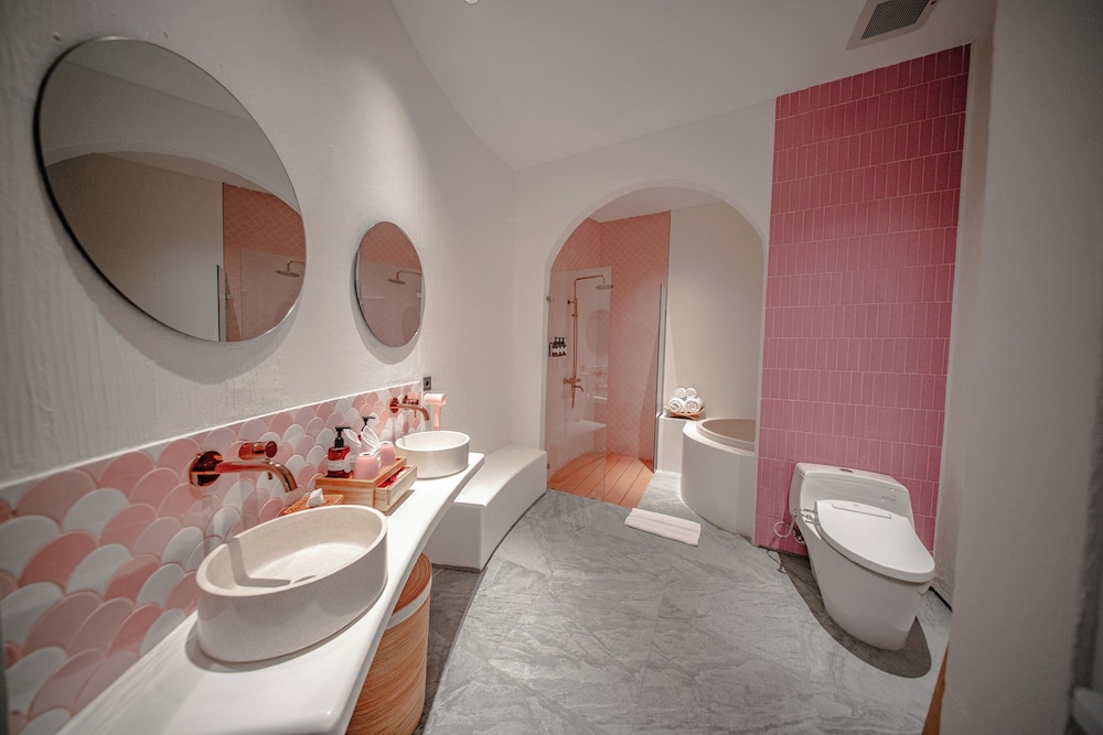 69 Resort & Beach Club by Loccal Collection, Labuan Bajo