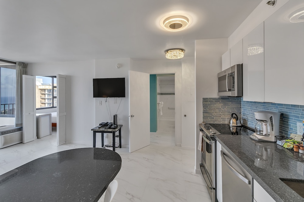 Waikiki Banyan Condo Located One Block From Waikiki Beach! by Koko Resort Vacation Rentals