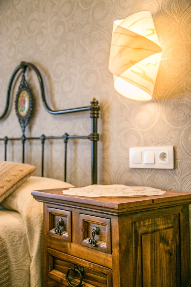 Hotel Restaurante Quintanares - Property Image 92