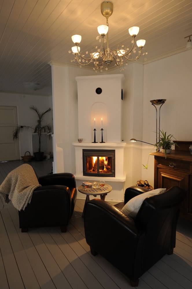 Villa Akvarellen Bed & Breakfast