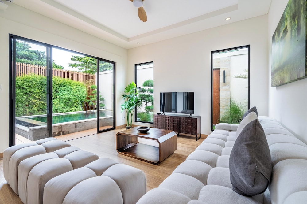 Oasis Residences - Serene Sanur Sanctuary, Modern Comfort Meets Nature