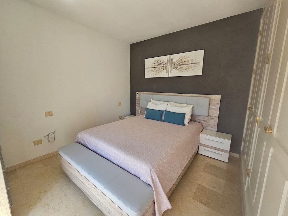 Welcoming and Modern Holiday Home With Access to Swimming Pool
