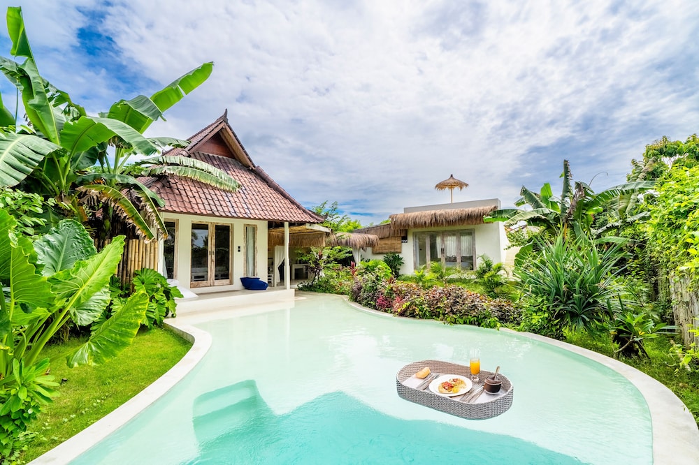 Villa Laguna by Pertama Management