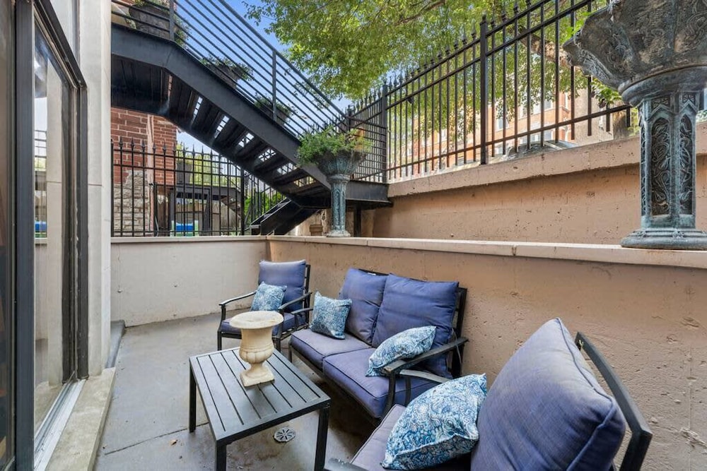 Zen Oasis of Elegance Expansive Executive Home