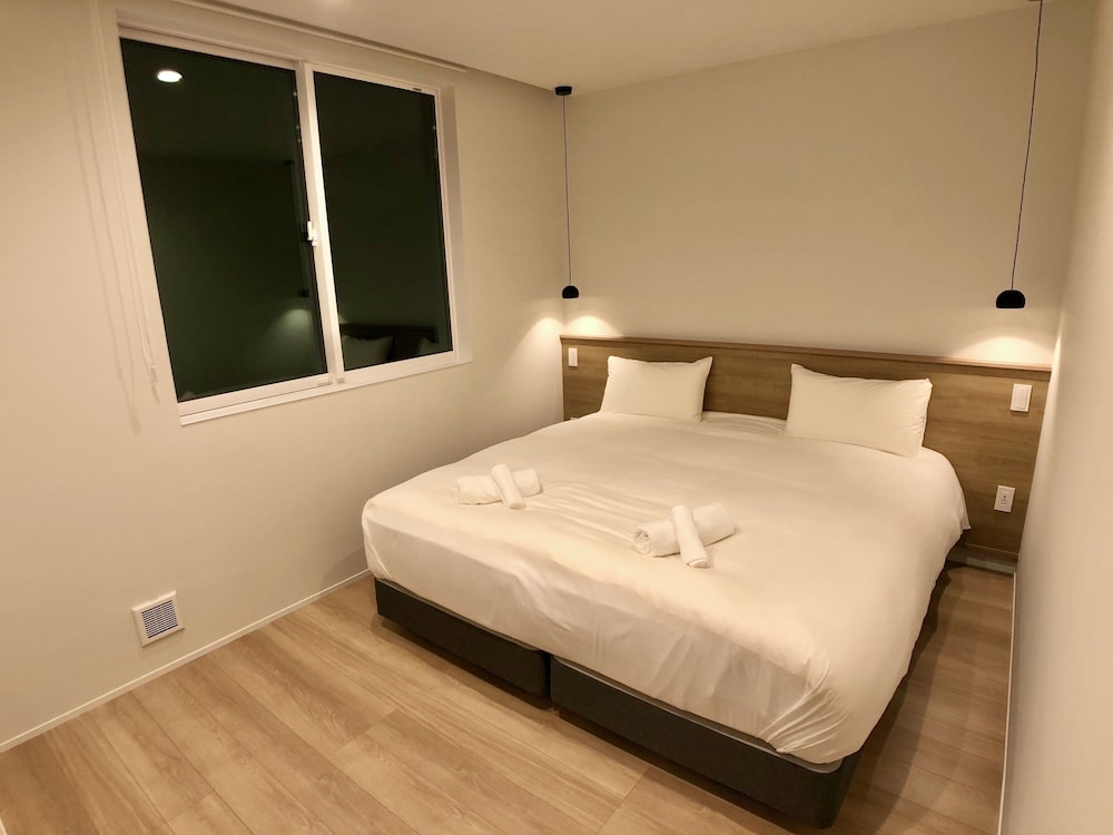 Ahiru Chalet view 3