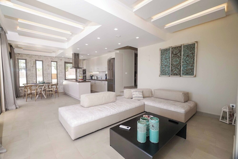 Villa Pangea Kalli
