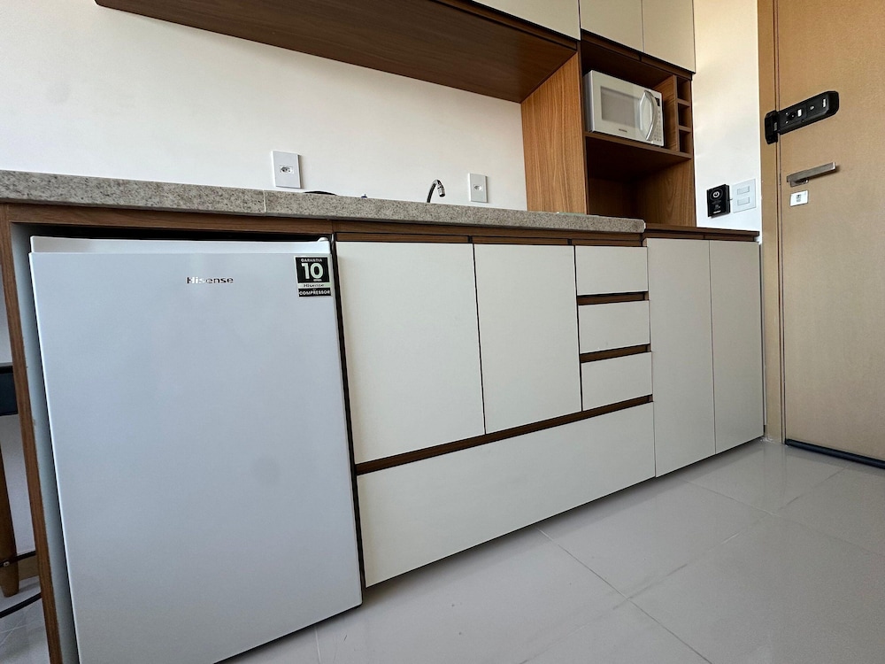 Fully Equipped Apts With Leisure Minutes From the Beach Hfos