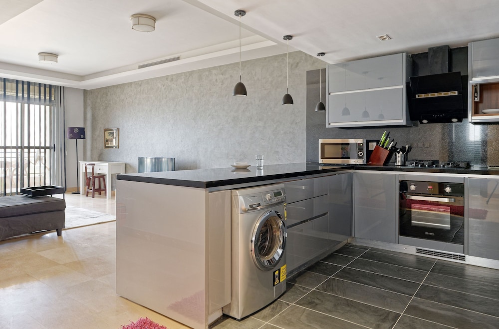 Vesta - Luxury Apt - 2Br - CFC XL