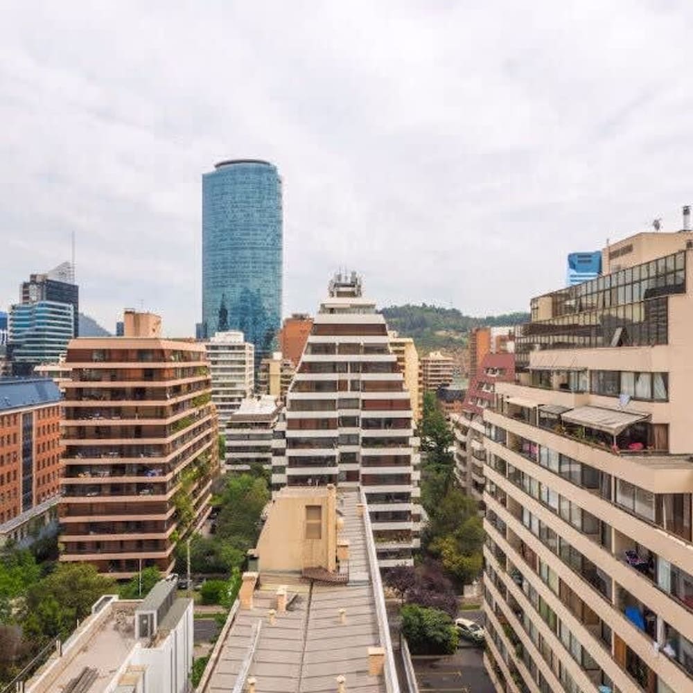 Carmencita St I Classic 1 Bedroom Apartment in El Golf