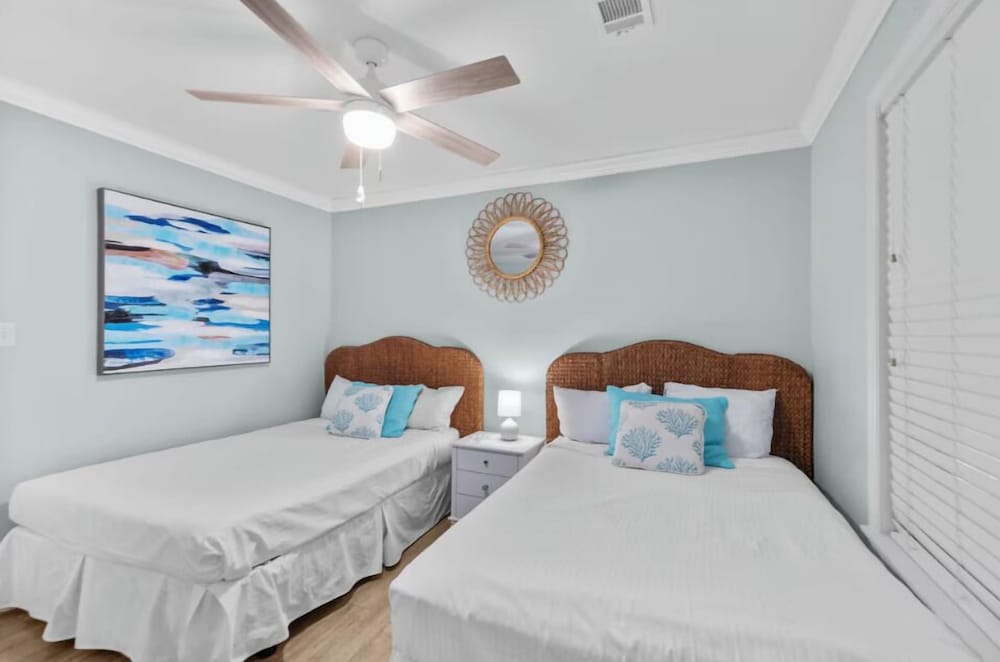 Beachside Villas 214