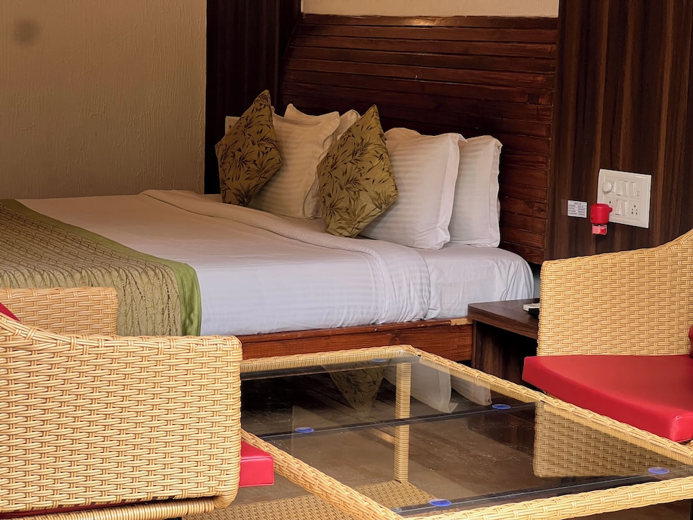 Yash Resort