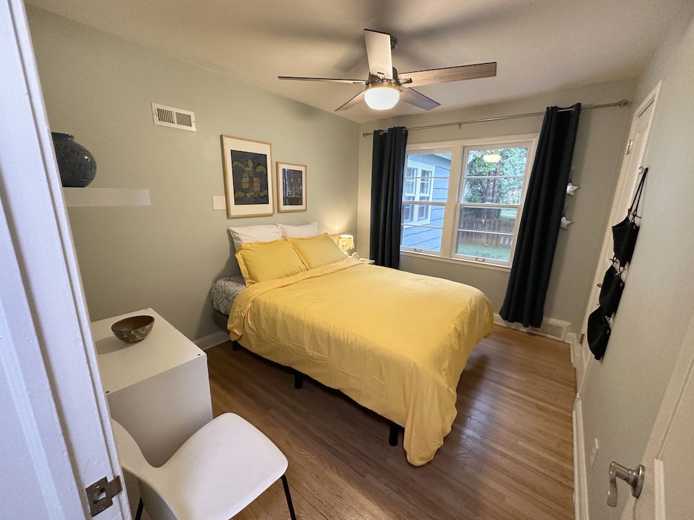 Casa Kelly 4 Bedroom Home by RedAwning - Property Image 38