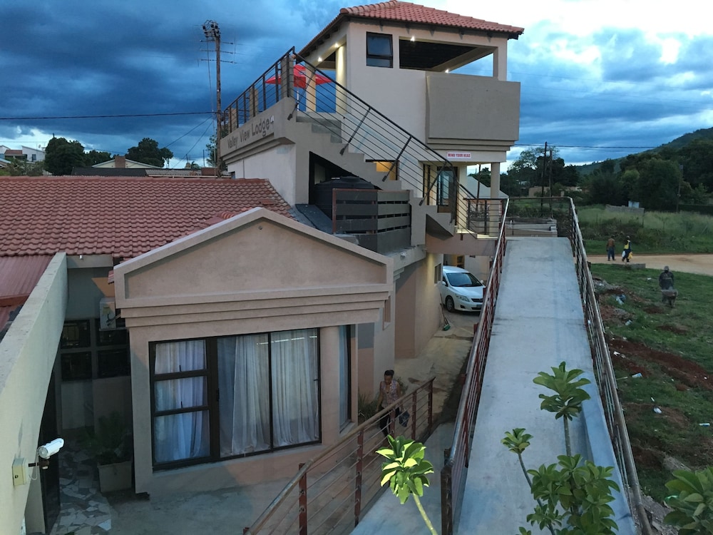 Valley View Lodge
