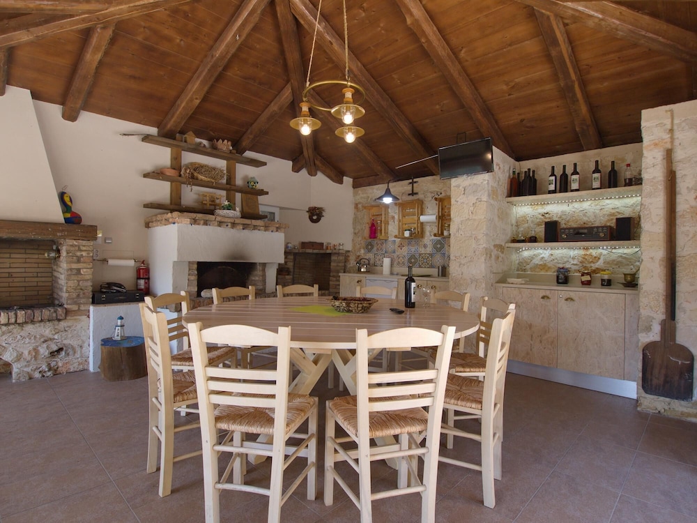 Villa Amvrosia in Armeni view 4