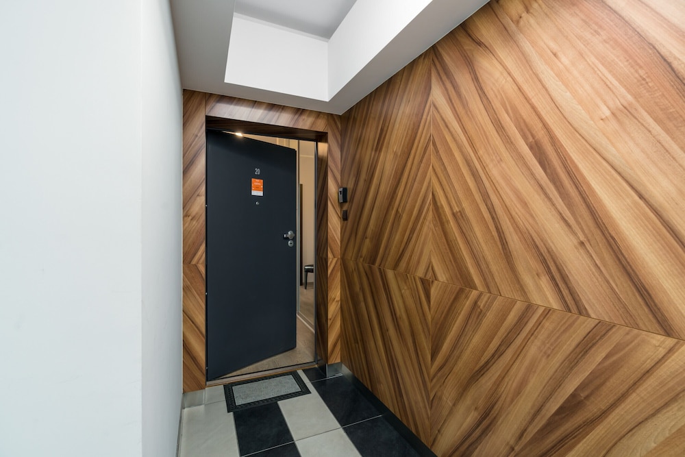 Apartment Poznan Towarowa by Renters view 2