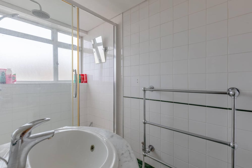 Superbly Located 2BD Flat Heart of Pimlico!