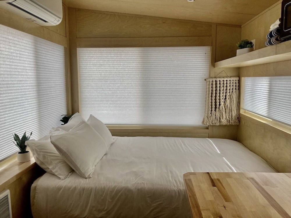 Cedar Creek Lodging & RV Park view 5