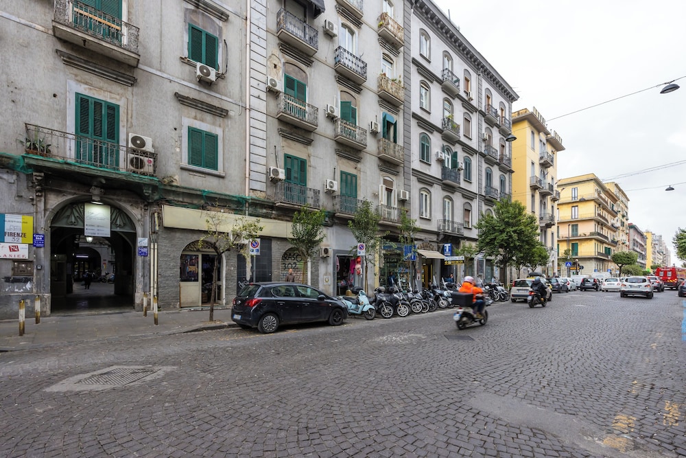Via Firenze Central Station Housing