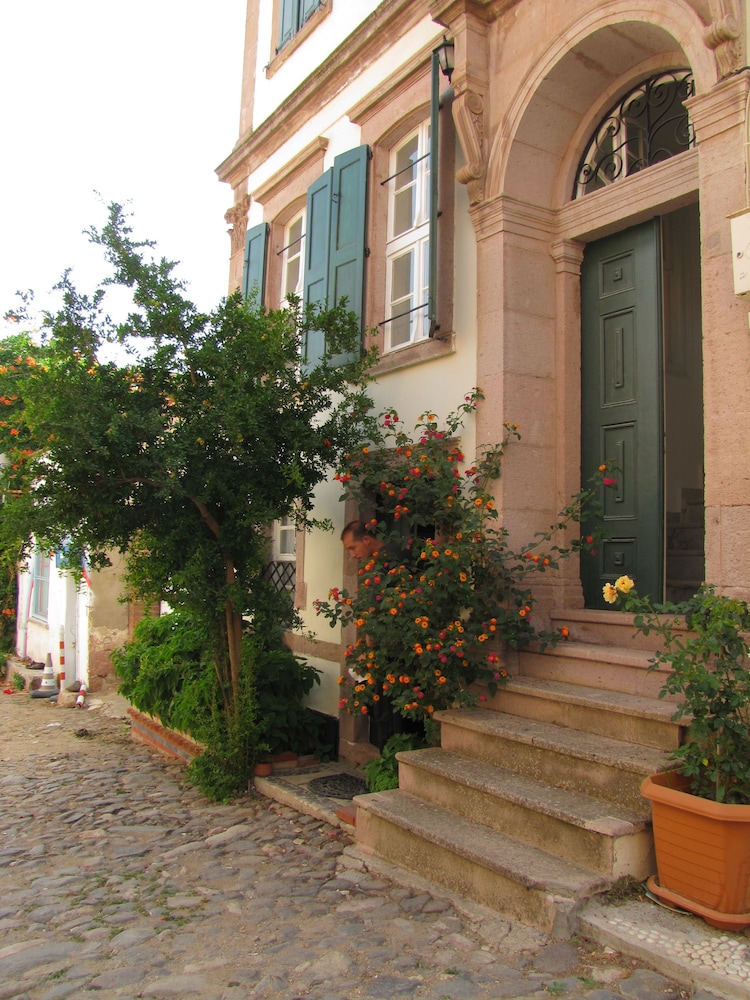 Eolos House Cunda