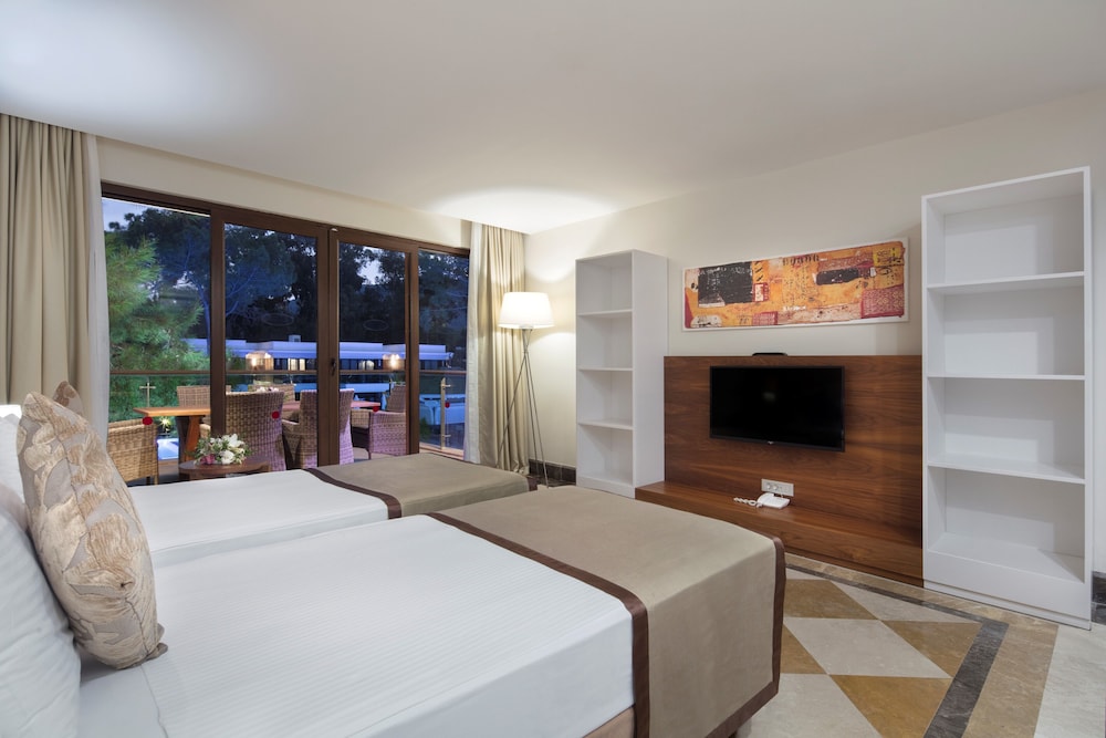 Nirvana Mediterranean Excellence - All Inclusive