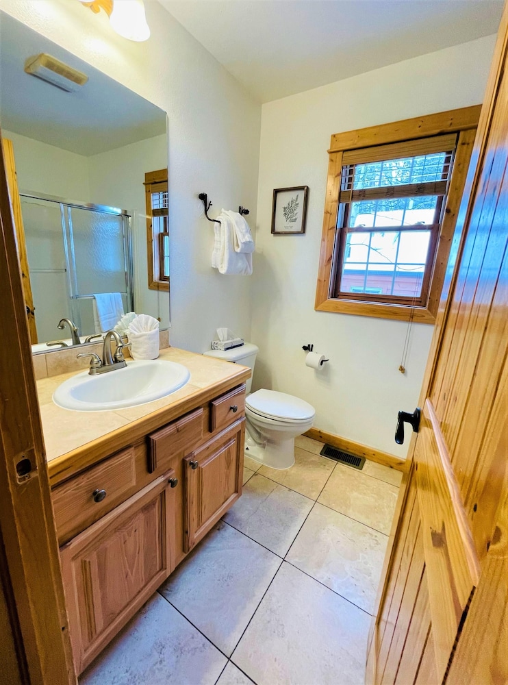 Estes Park Condos - Property Image 196