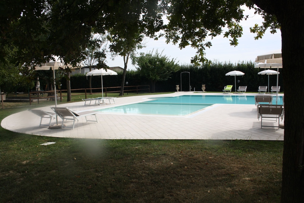 Agriturismo La Pisana