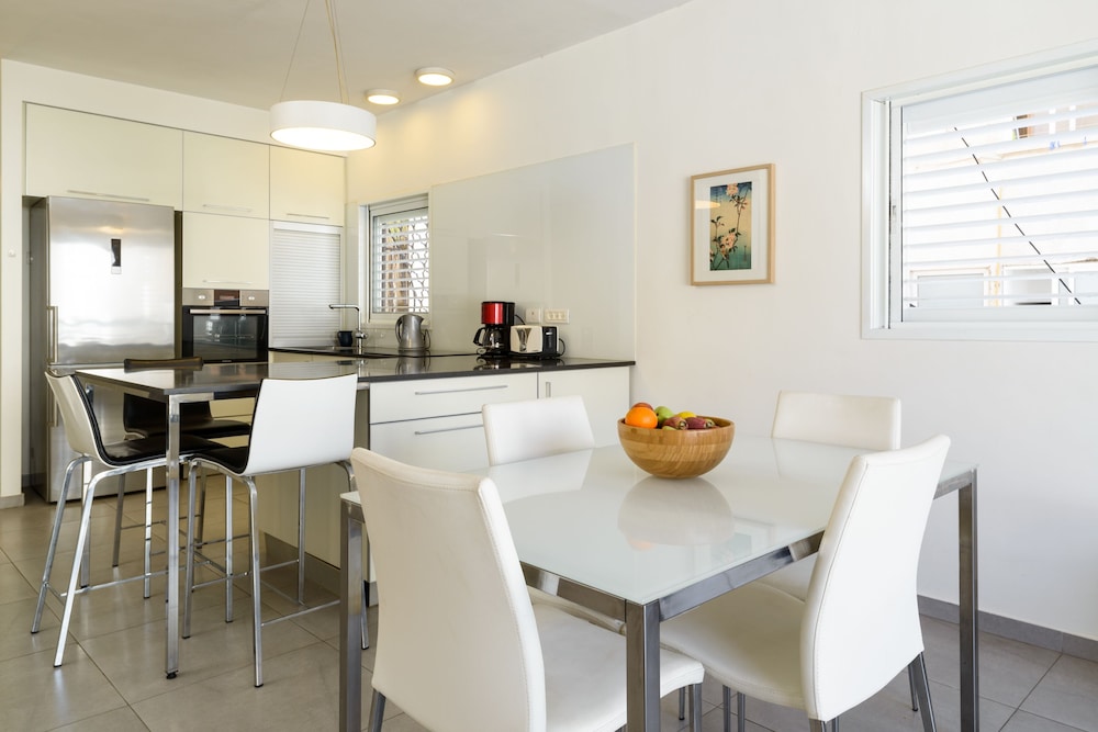 Full Comfort near Beach by FeelHome