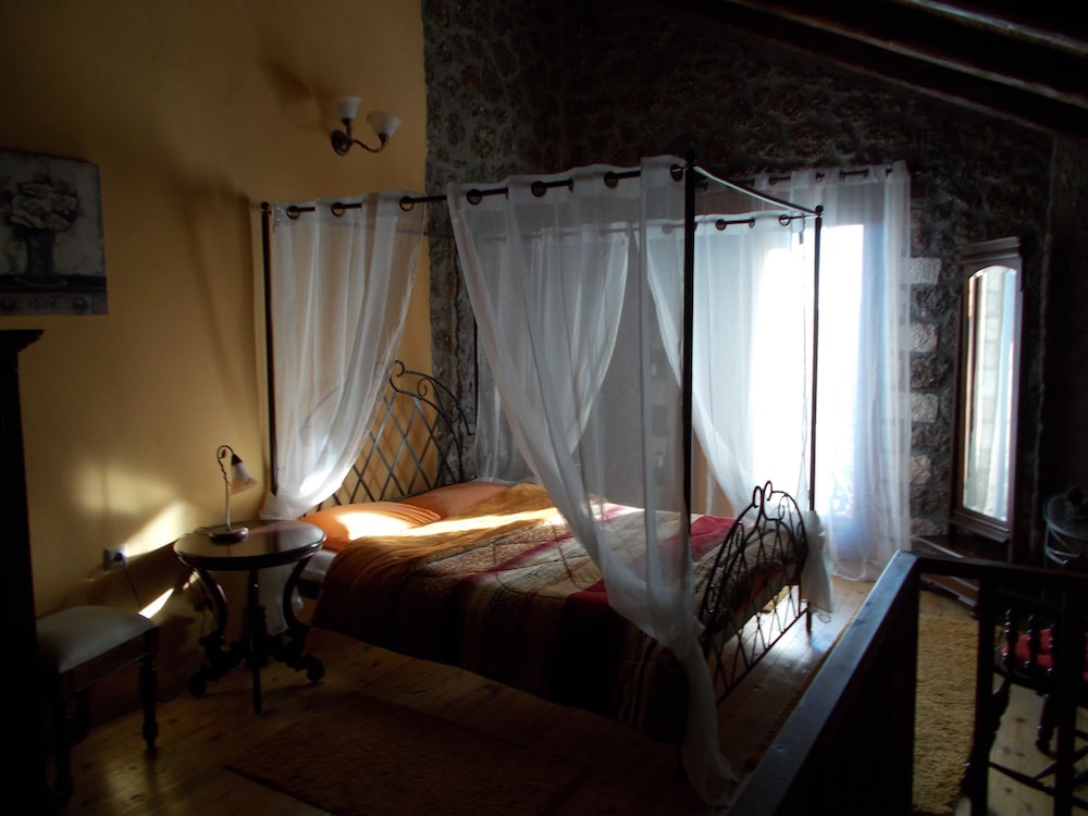 Theasis Guesthouse