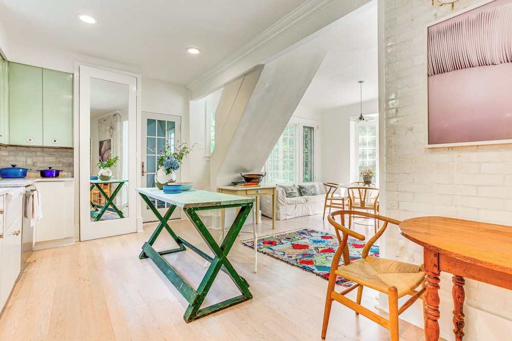 Hudson Valley Estate on 4 Acres w/ Private Pool!