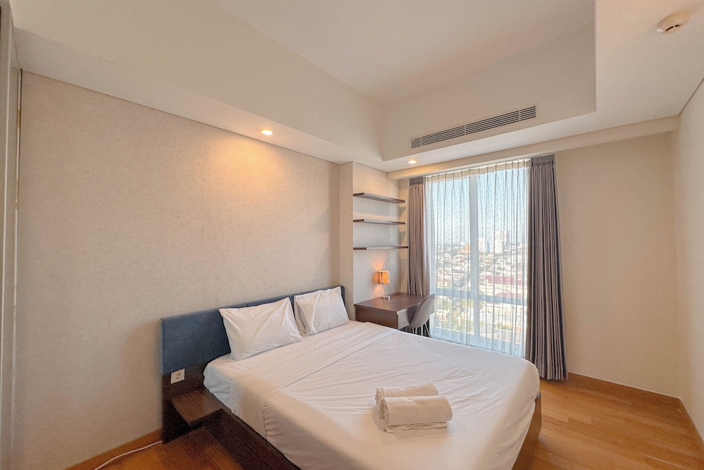 Spacious And Elegant 2Br At One East Penthouse & Residence Apartment
