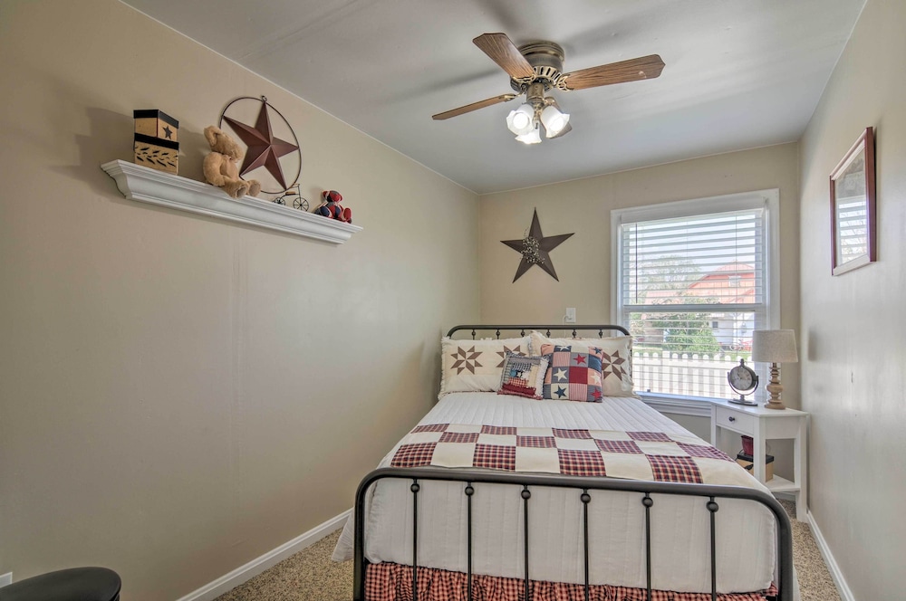 Miscellaneous Market Vacations - Home w/ Fenced Yard by 5 Mighty Nat'l Parks - Property Image 2