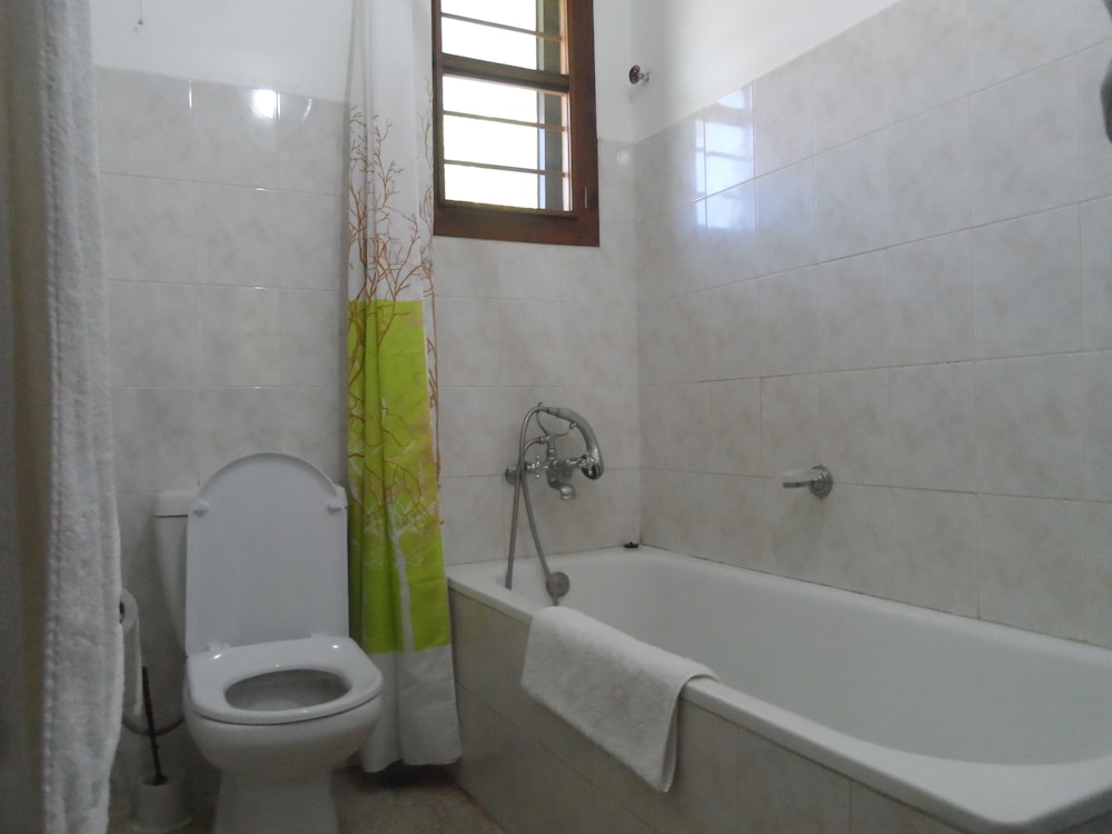 Upanga B&B - UN Road